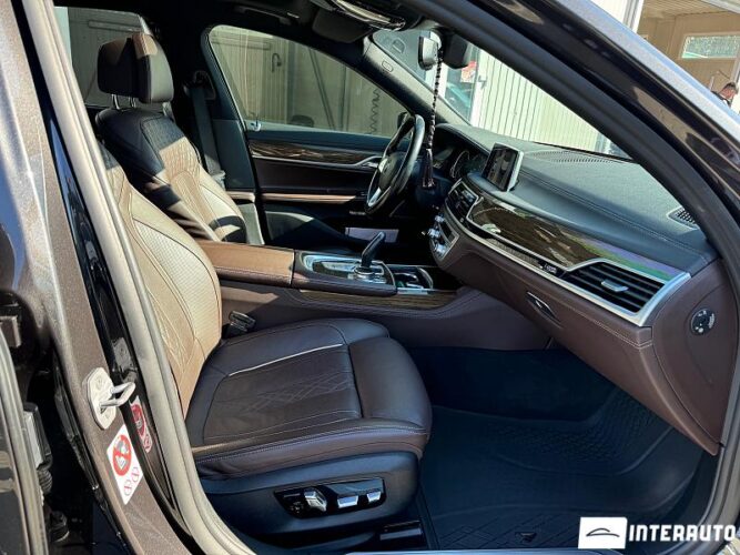 BMW 750 44 interauto-car