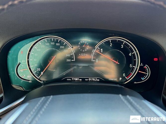 BMW 750 50 interauto-car