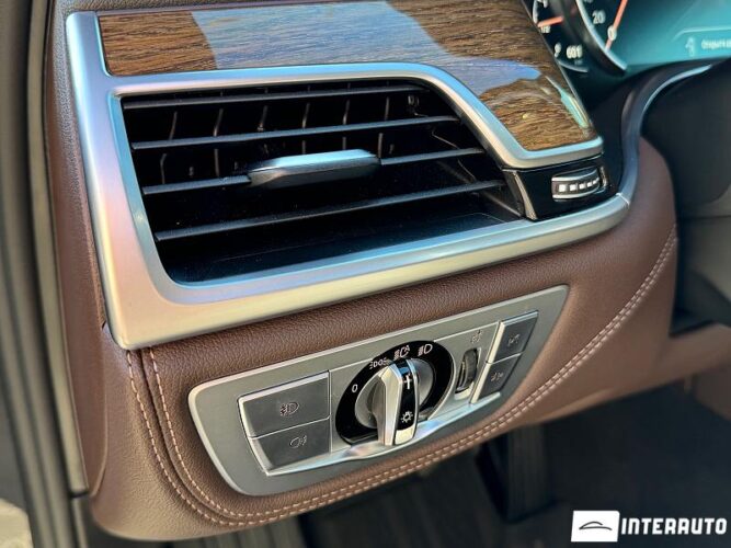 BMW 750 59 interauto-car