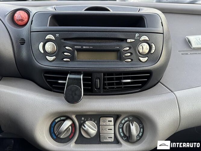 Nissan Almera Tino 46 interauto-car