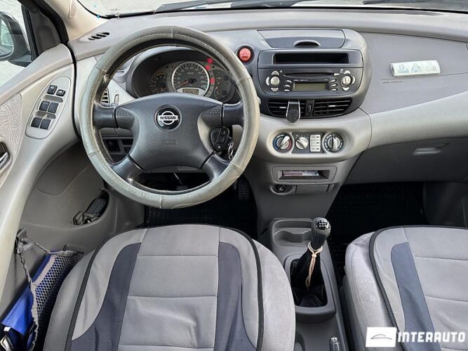 Nissan Almera Tino 43 interauto-car