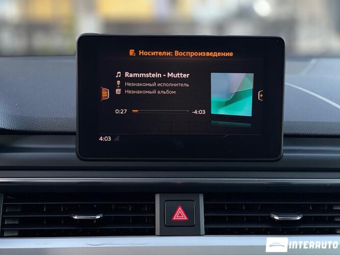 Audi A4 43 interauto-car