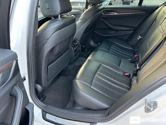 BMW 530e 47 interauto-car