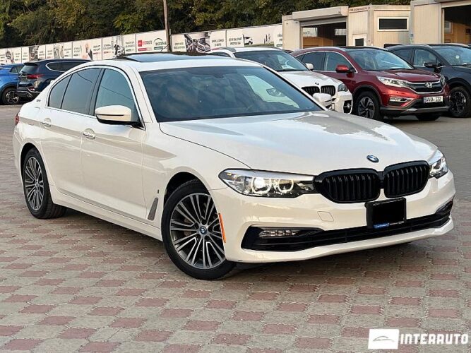 BMW 530e 34 interauto-car