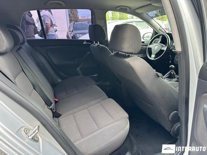 Volkswagen Golf GT 44 interauto-car