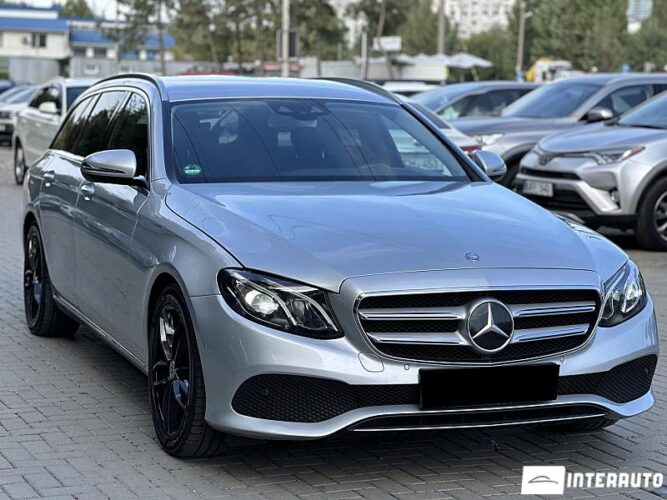 Mercedes E 220 35 interauto-car