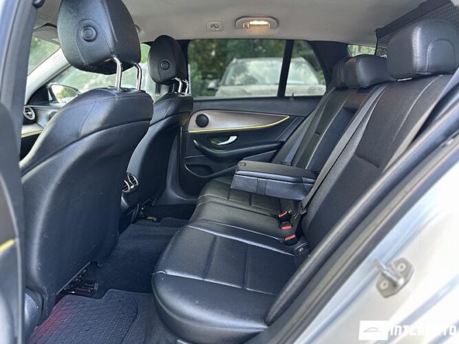 Mercedes E 220 51 interauto-car