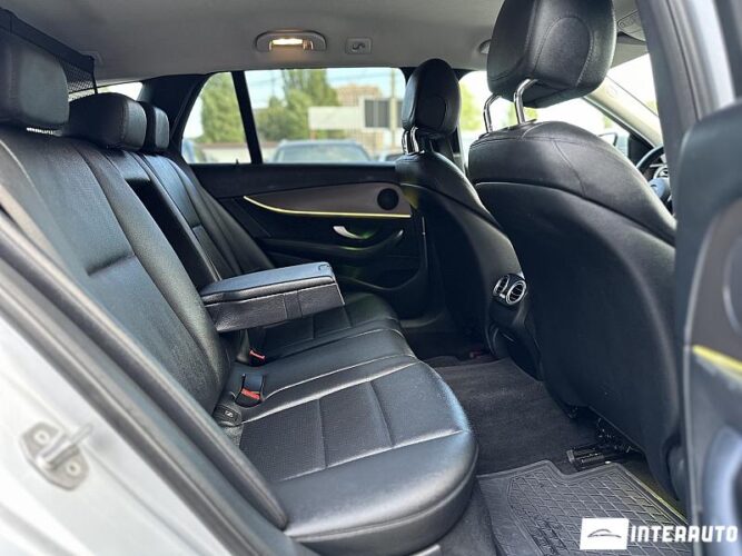 Mercedes E 220 52 interauto-car