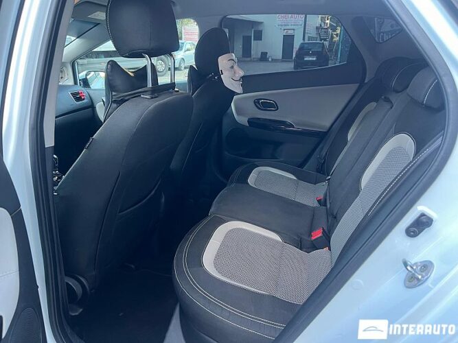 Kia Ceed 34 interauto-car