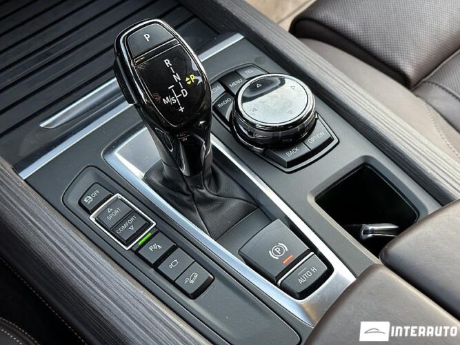 BMW X5 3.0D 42 interauto-car
