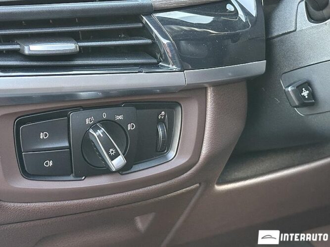 BMW X5 3.0D 50 interauto-car