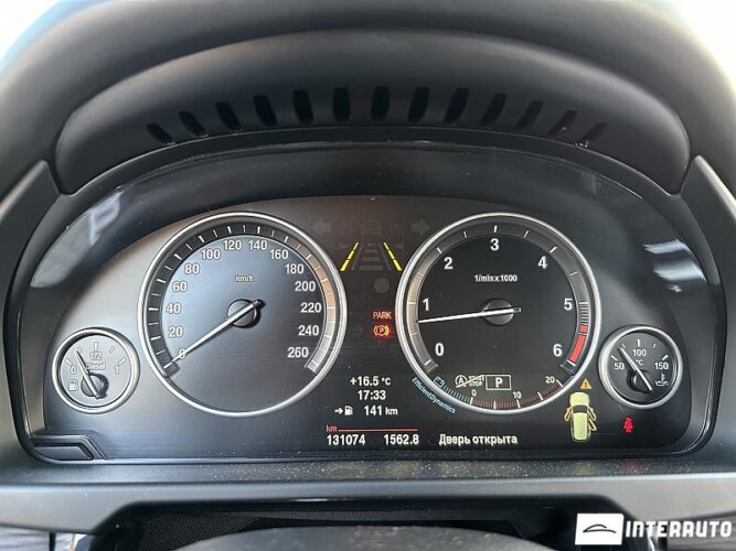 BMW X5 3.0D 39 interauto-car