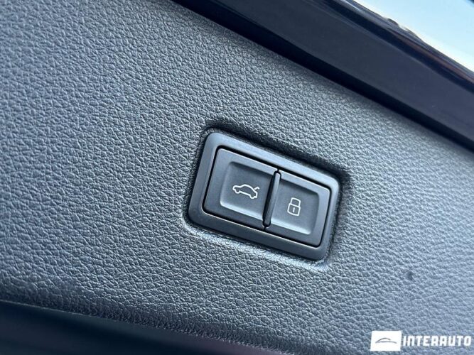 Audi Q7 60 interauto-car