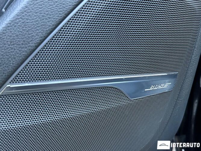 Audi Q7 56 interauto-car