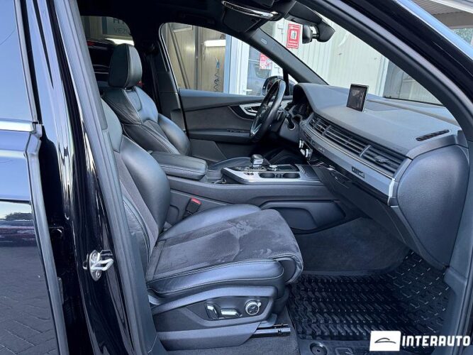 Audi Q7 55 interauto-car