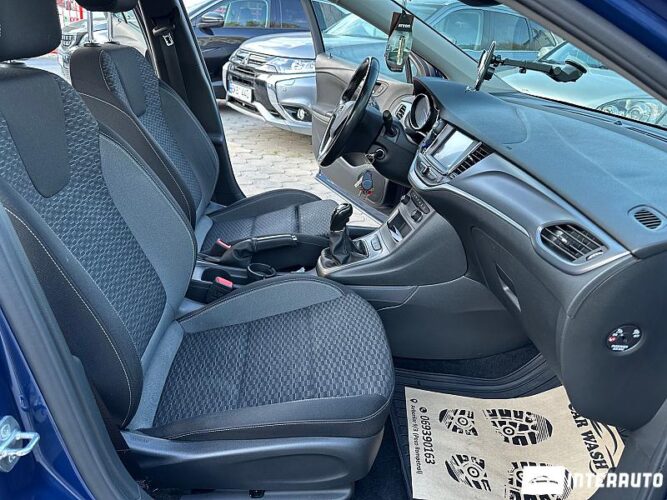 Opel Astra 34 interauto-car