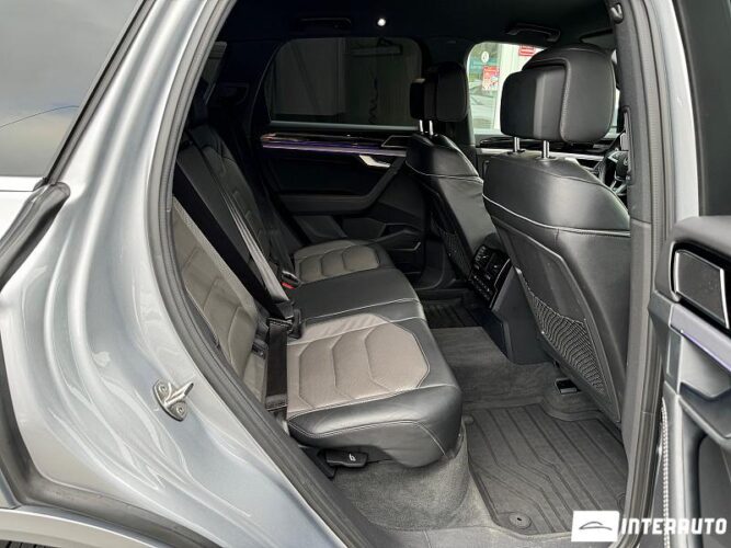 Volkswagen Touareg 58 interauto-car