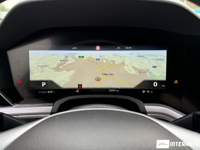 Volkswagen Touareg 46 interauto-car