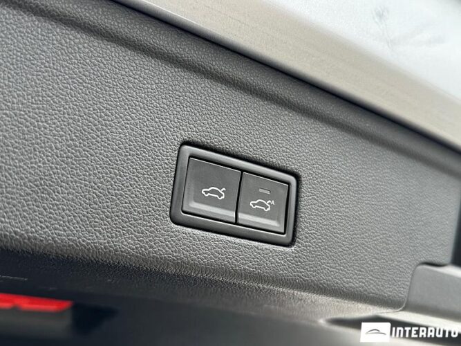 Volkswagen Touareg 59 interauto-car