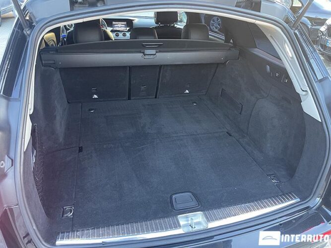 Mercedes E 220 44 interauto-car