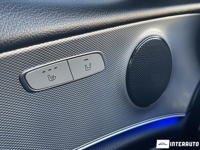 Mercedes E 220 34 interauto-car