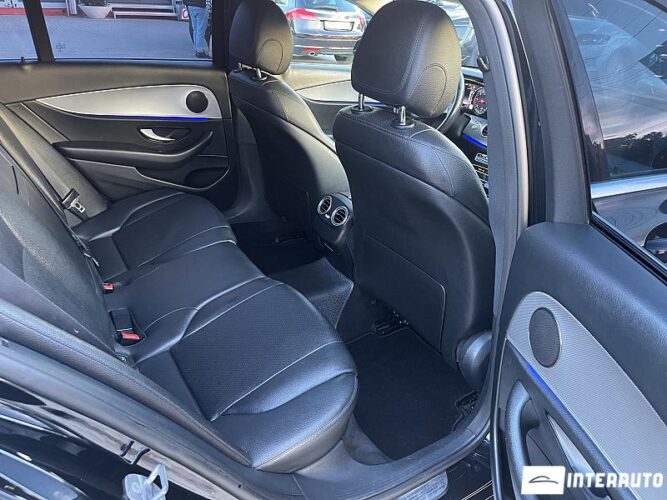 Mercedes E 220 43 interauto-car