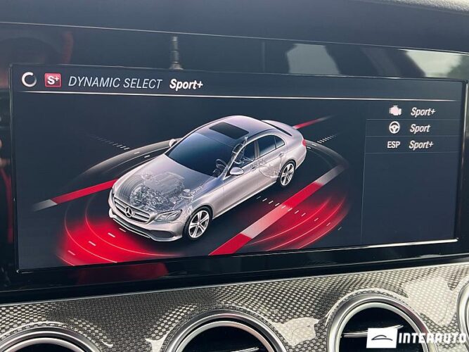 Mercedes E 220 48 interauto-car