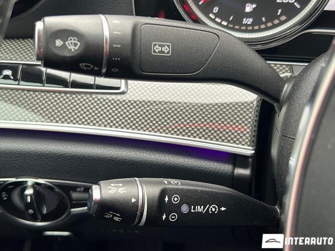 Mercedes E 220 52 interauto-car