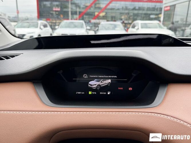 Skoda Enyaq iV 80 49 interauto-car