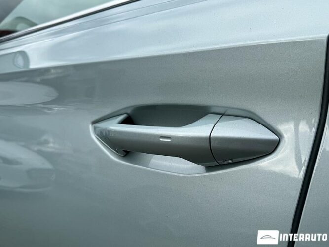 Skoda Enyaq iV 80 61 interauto-car