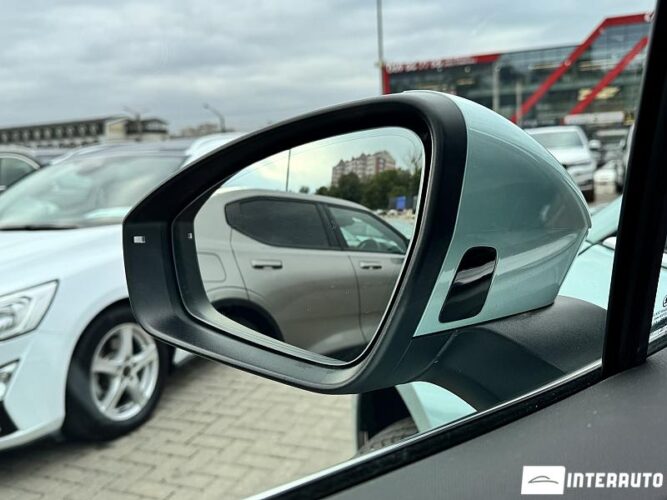 Skoda Enyaq iV 80 60 interauto-car