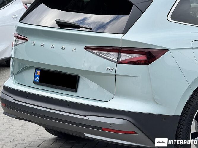 Skoda Enyaq iV 80 44 interauto-car