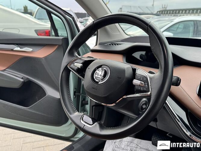 Skoda Enyaq iV 80 48 interauto-car