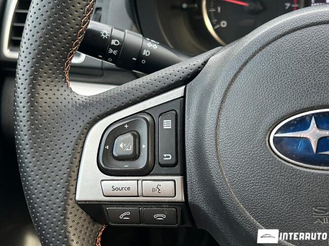 Subaru Crosstrek 36 interauto-car