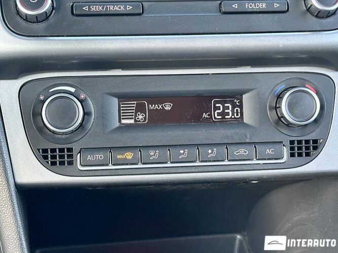 Volkswagen Polo 38 interauto-car