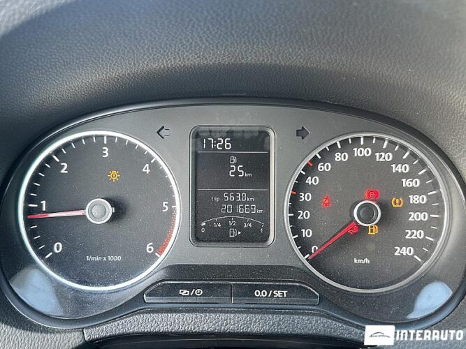 Volkswagen Polo 36 interauto-car