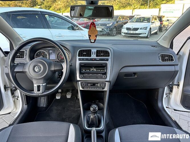 Volkswagen Polo 34 interauto-car