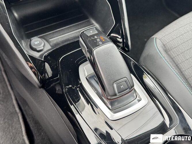 Peugeot 2008 41 interauto-car