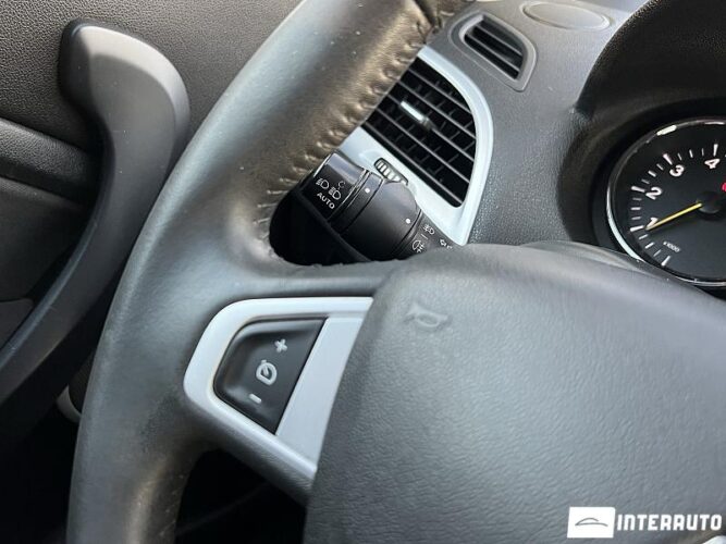 Renault Megane 42 interauto-car