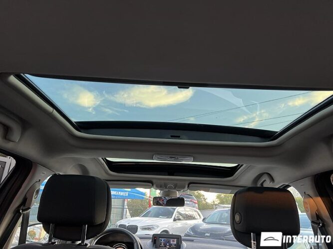 Renault Megane 52 interauto-car