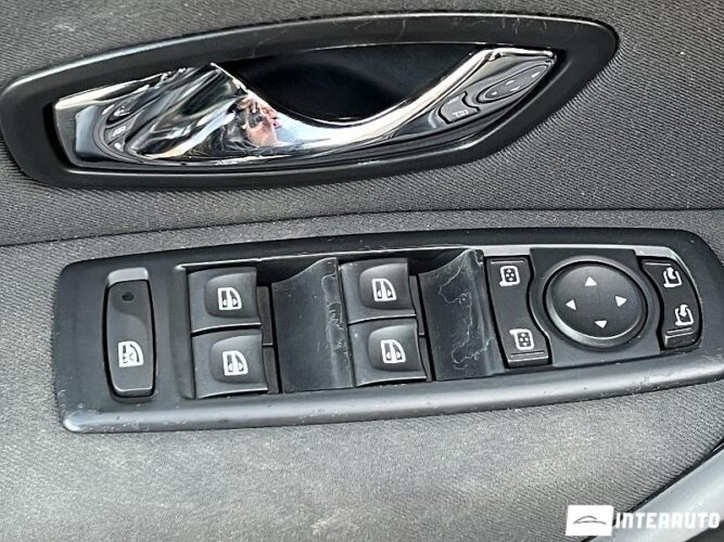 Renault Megane 38 interauto-car