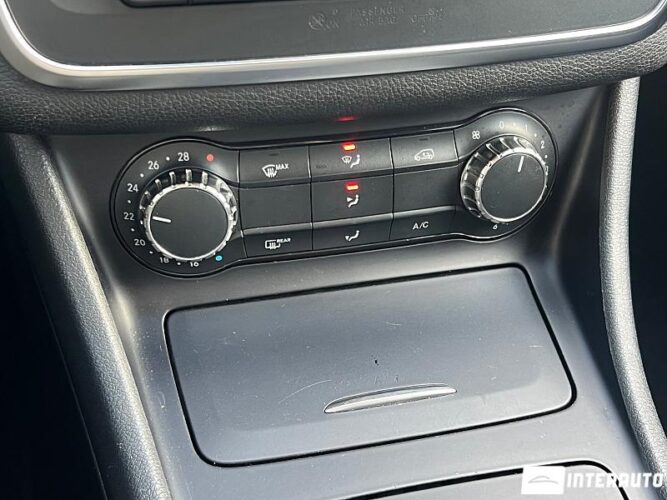 Mercedes CLA 200 44 interauto-car