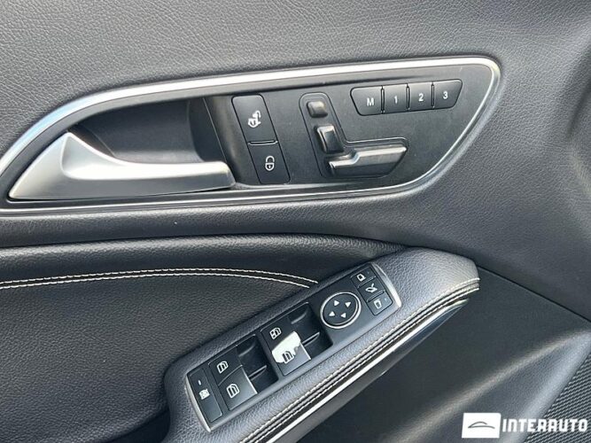 Mercedes CLA 200 46 interauto-car