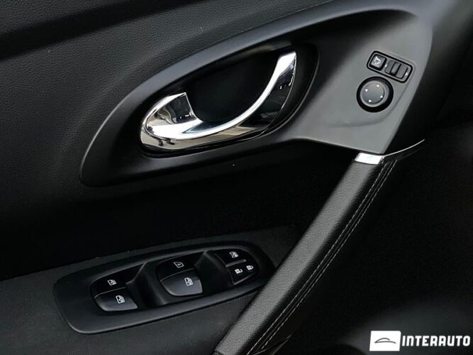 Renault Kadjar 37 interauto-car