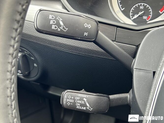 Skoda Superb 45 interauto-car