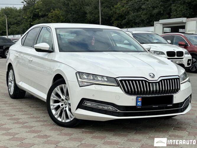 Skoda Superb 37 interauto-car