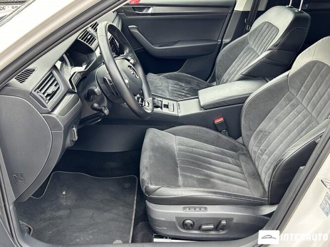 Skoda Superb 41 interauto-car