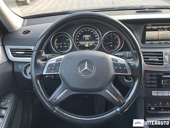 Mercedes E 300h 37 interauto-car