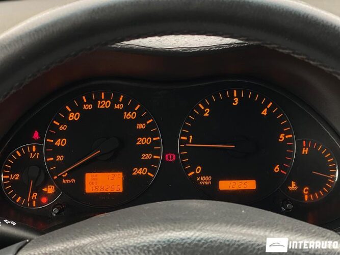 Toyota Avensis 39 interauto-car