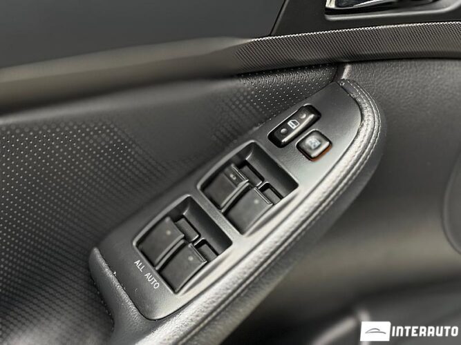 Toyota Avensis 35 interauto-car